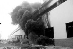 广西火灾最新爆料新闻,多栋建筑被毁，救援行动全力进行中